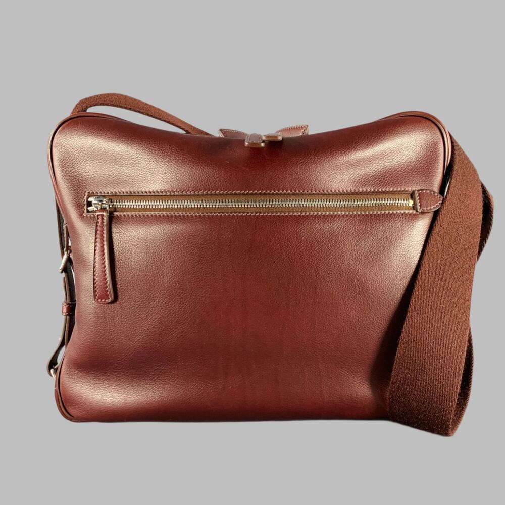 HERMES 2013 Hebdo Reporter Burgundy Togo Leather Palladium Messenger Bag
